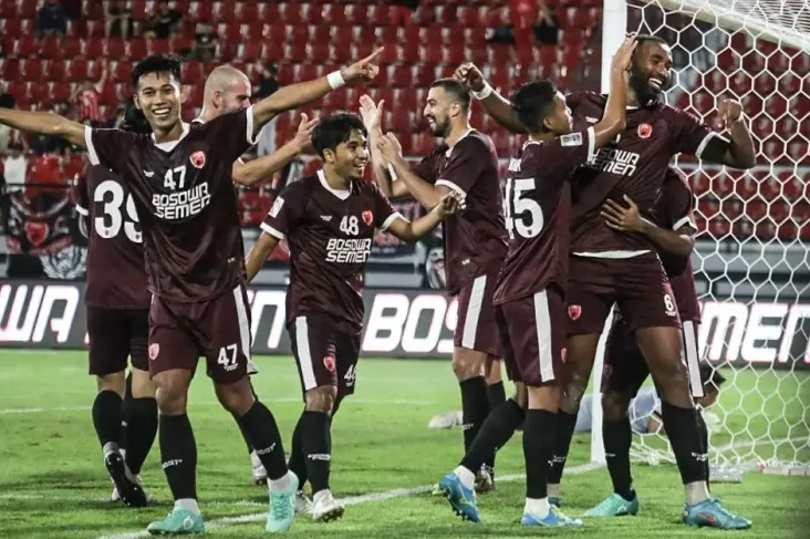 Federasi Sepak Bola...
