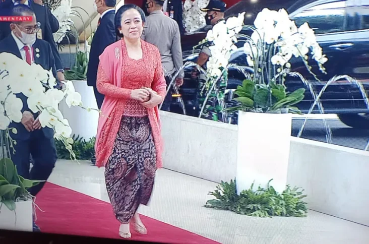Di Depan Jokowi, Puan...