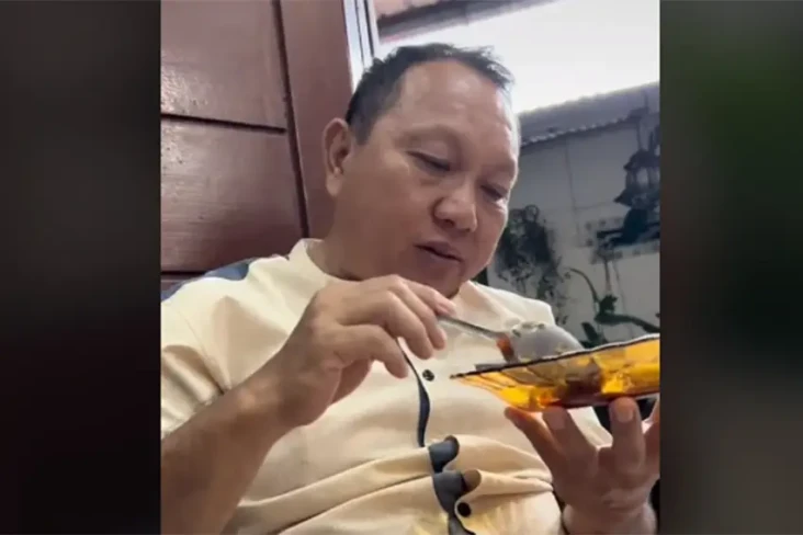Viral! Reaksi Ayah saat...
