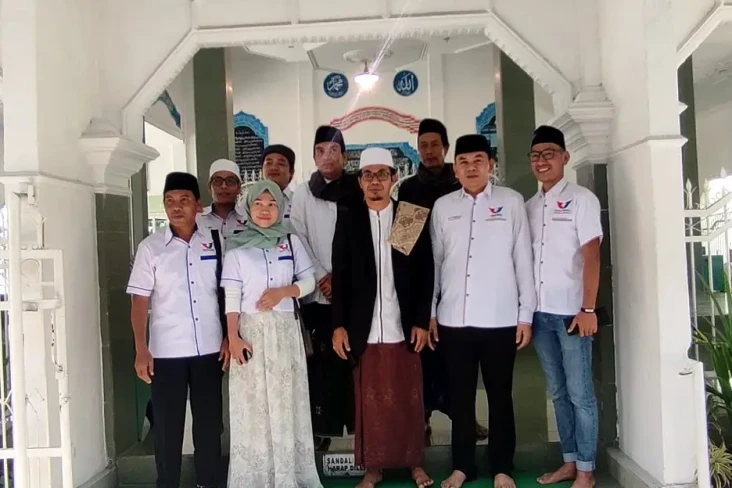 Jelang HUT ke-77 RI,...