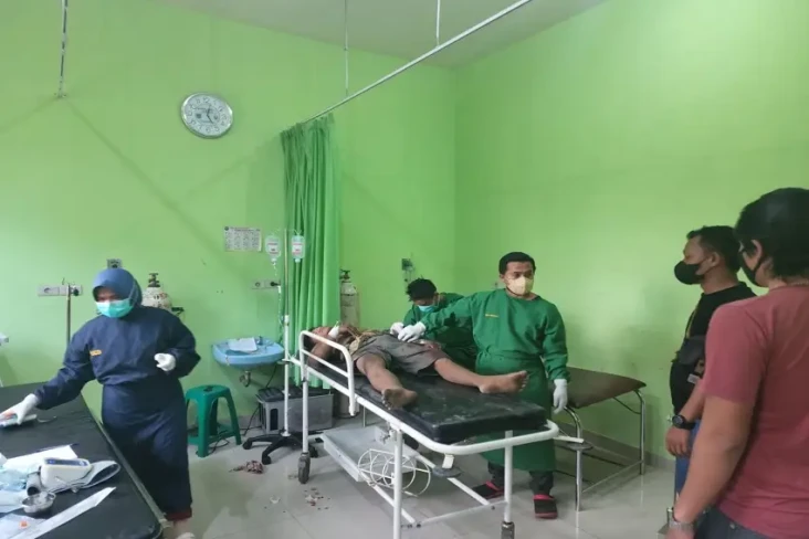 Duel Berdarah di Depan...
