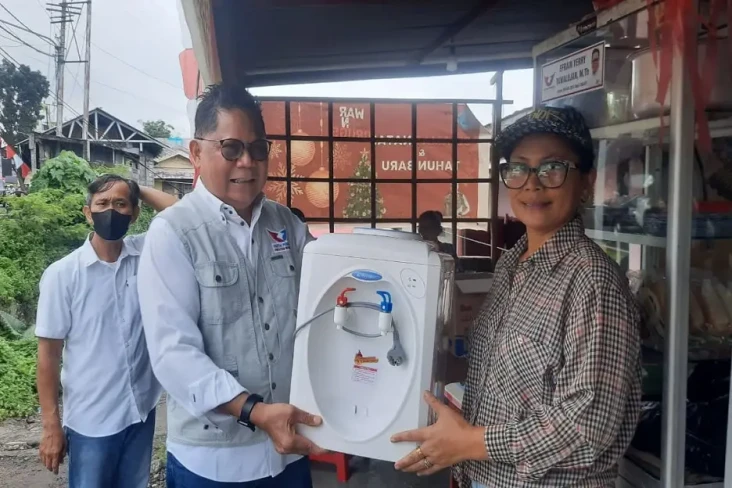 Dukung Kemajuan UMKM,...