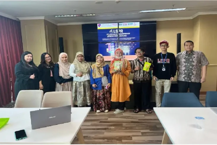 Fakultas Bisnis LSPR...