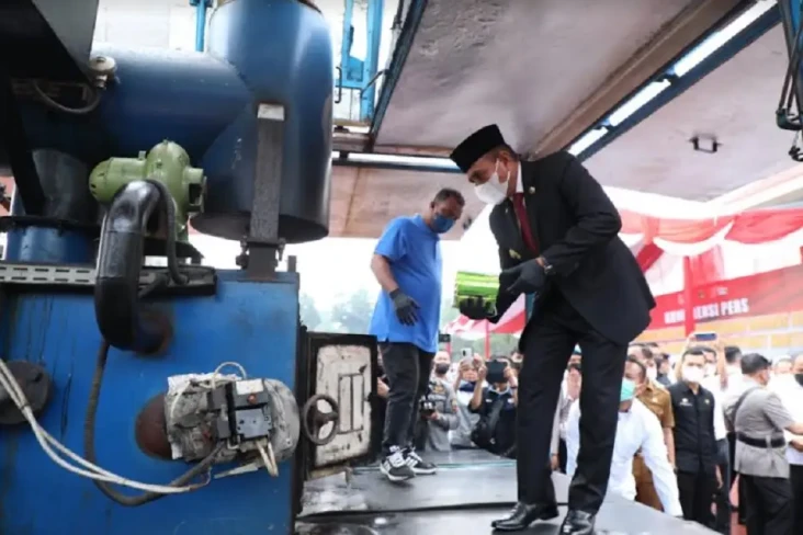 Warga Sumut Pemakai...