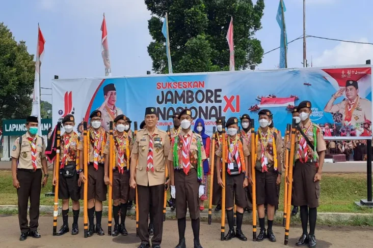 Pramuka Penggalang Kontingen...