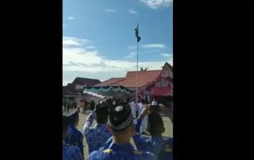 Aksi Heroik Pelajar...