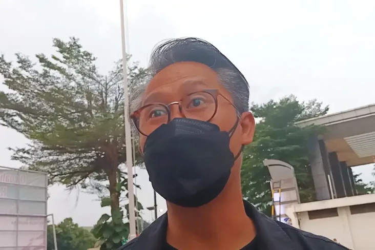 Ernest Cokelat Selalu...