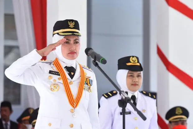 Jadi Inspektur Upacara,...
