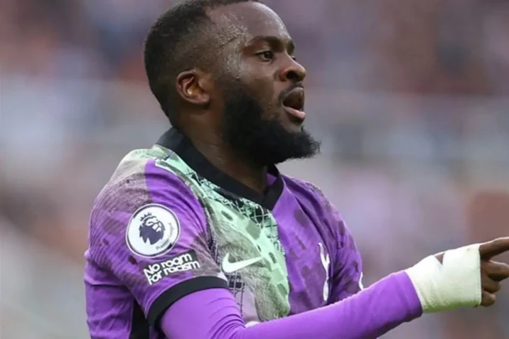 Tottenham Lepas Tanguy...