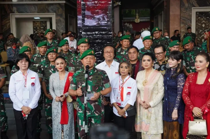 Rayakan HUT Ke-77 RI,...