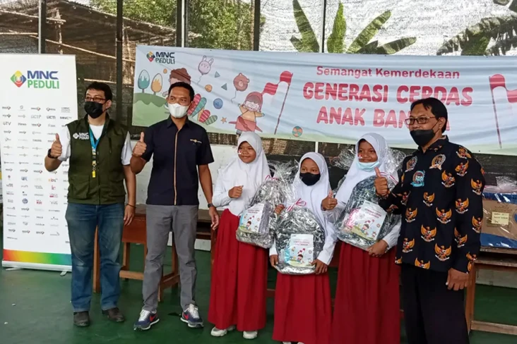 MNC Peduli dan MNC Insurance...