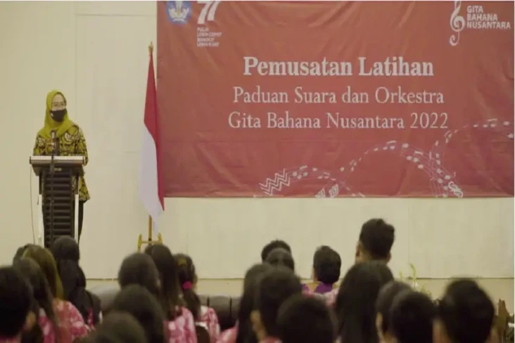 Profil Dr Nathania Karina,...
