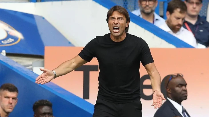 Antonio Conte Masih...