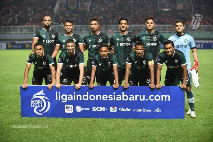 Persita Tangerang vs...