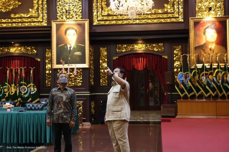 Prabowo dan Pratikno...