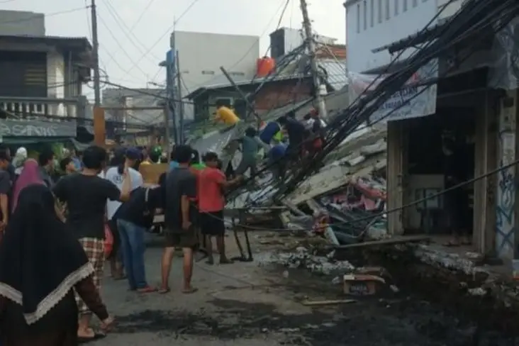 Kasus Bangunan Ambruk...