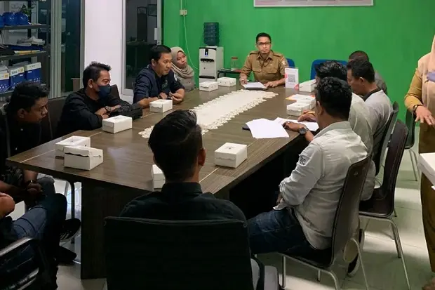 Dinas PU Makassar Rapat...
