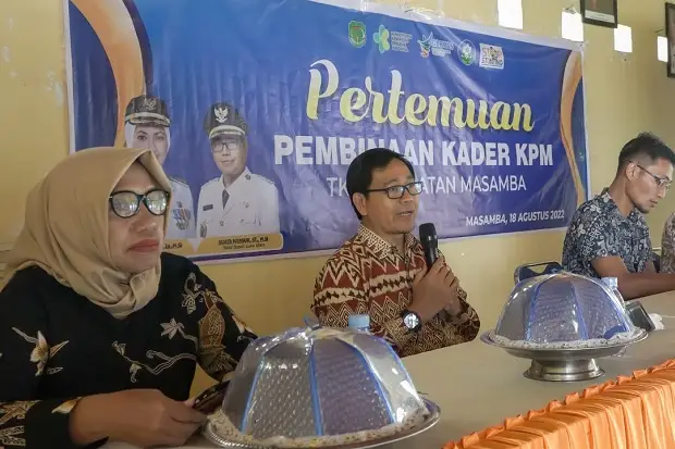 Pemkab Lutra Gelar Pertemuan...
