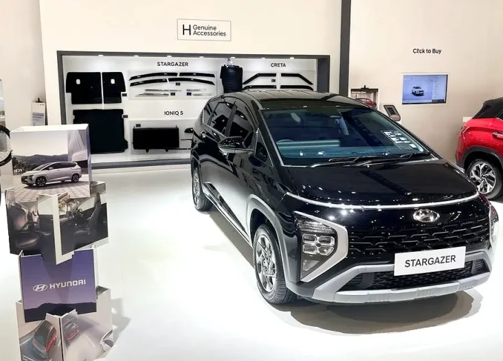 Hyundai Stargazer Makin...