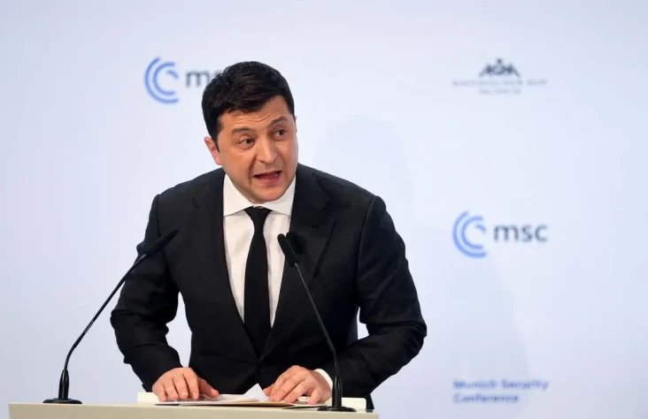 Zelensky Hadapi Kemarahan...