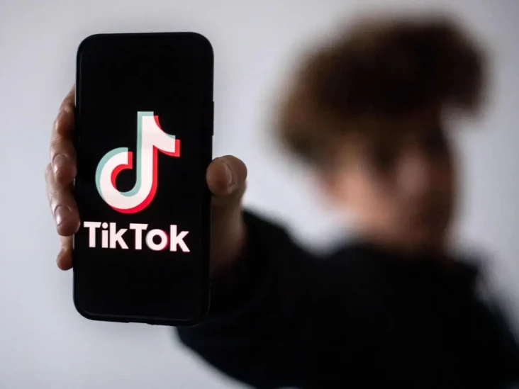5 Akun TikTok dengan...