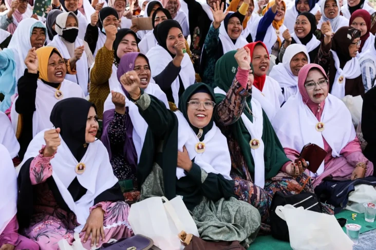 Emak-emak Karawang Kagum...