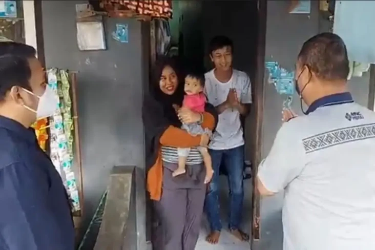 Tangis Bahagia Intan...