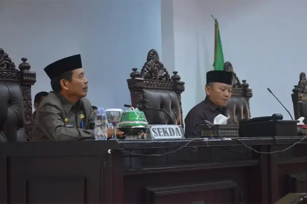 Pemkab Luwu Utara Serahkan...