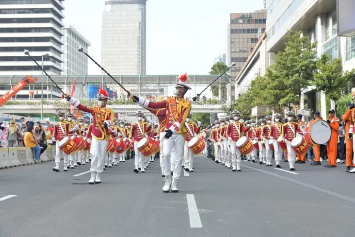 Kirab Drumband dan Orkestra...