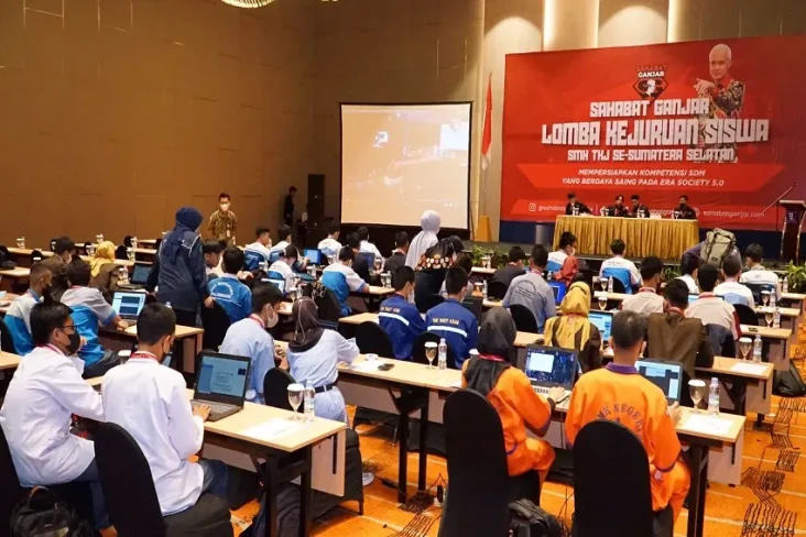 Sahabat Ganjar Gelar...