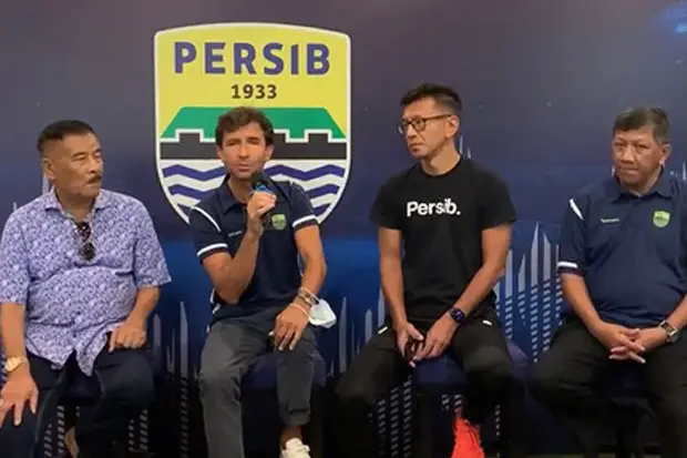 Luis Milla Mau Latih...