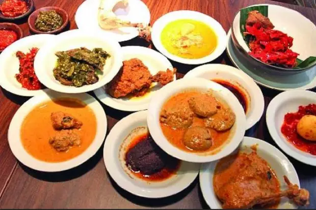 4 Menu Masakan Padang...