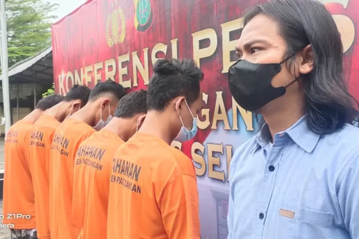 Incar Rumah Kos, Komplotan...