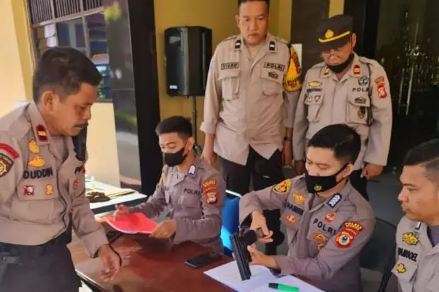 Polres Maros Lakukan...