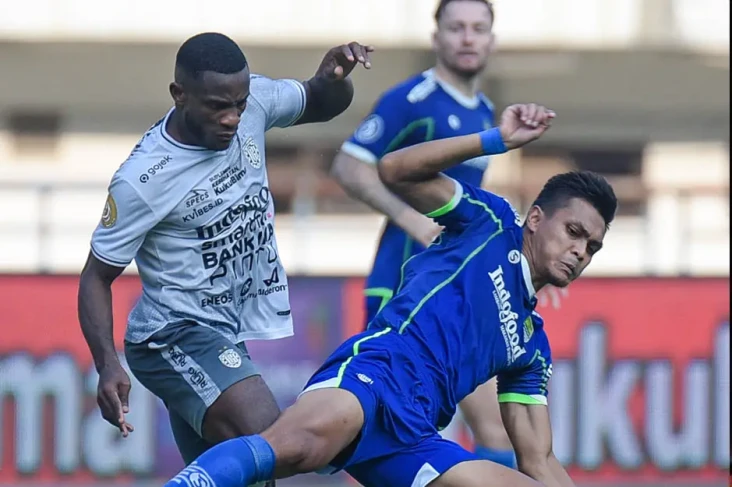 Persib vs Bali United:...