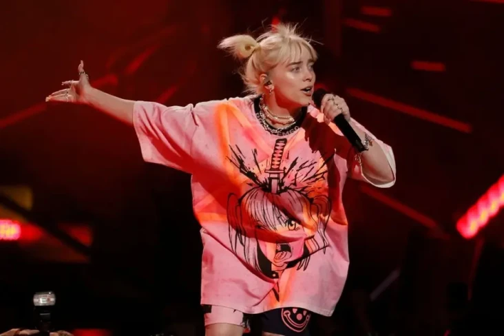 Konser Billie Eilish...