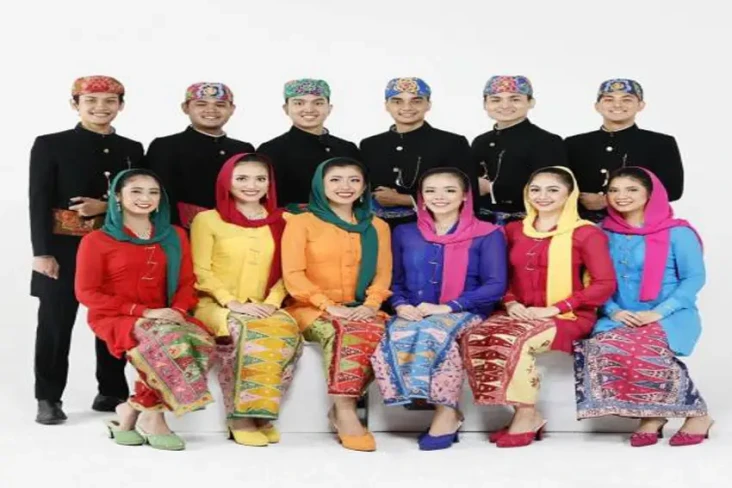 3 Baju Adat Betawi dan...