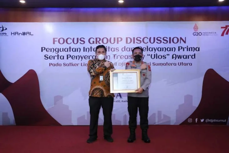 Kapolda Sumut Terima...
