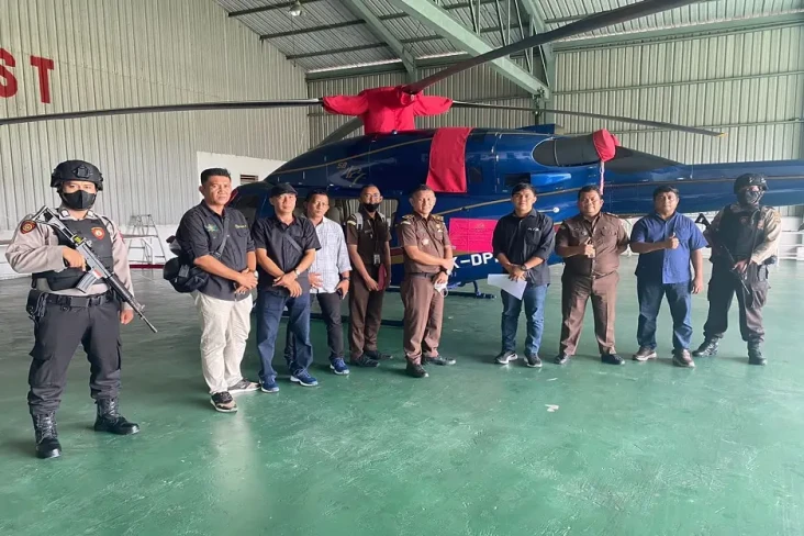 Kejagung Sita Helikopter...