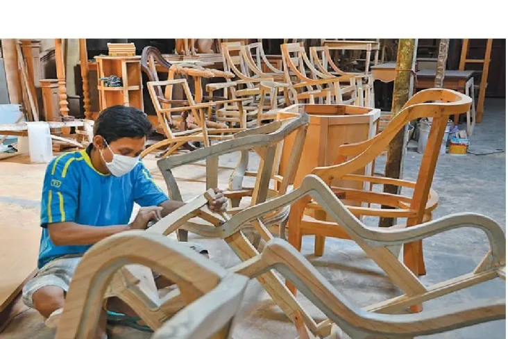 Ekspor Furnitur Indonesia...