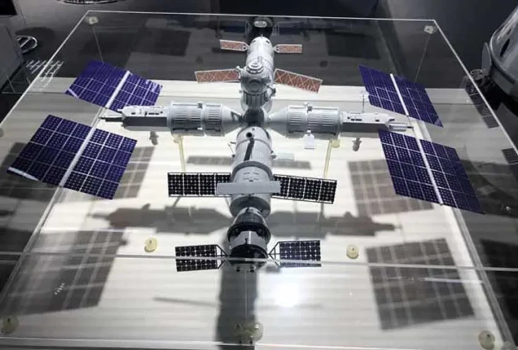 Roscosmos Ungkap Desain...