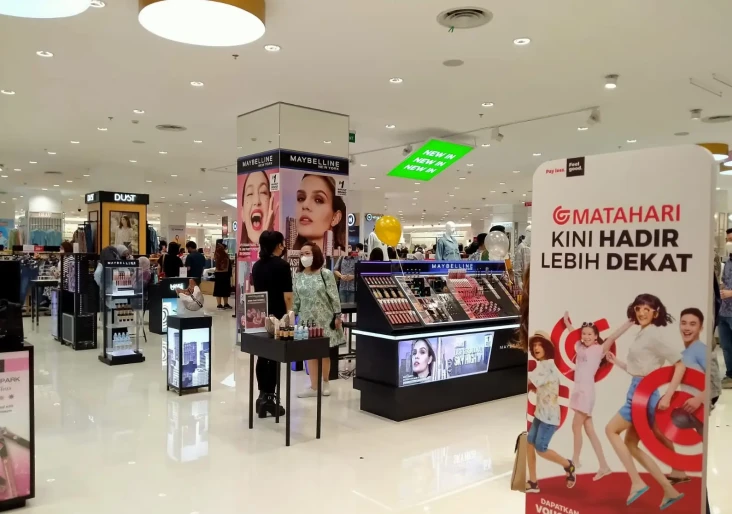 Banyak Promo, Matahari...