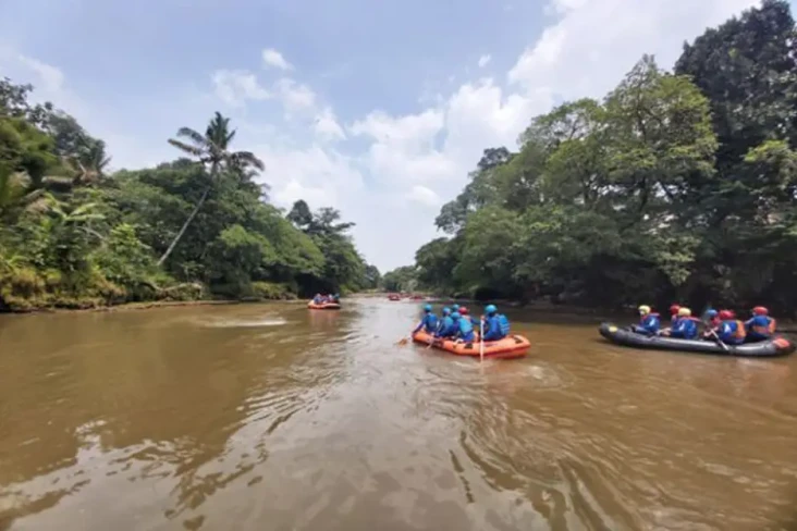 3 Sungai Terpanjang...