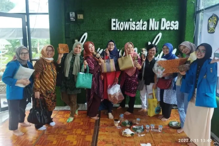 Tim Pengabdian Masyarakat...