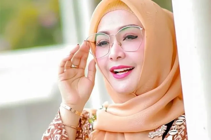 Pernah Perankan Pocong,...