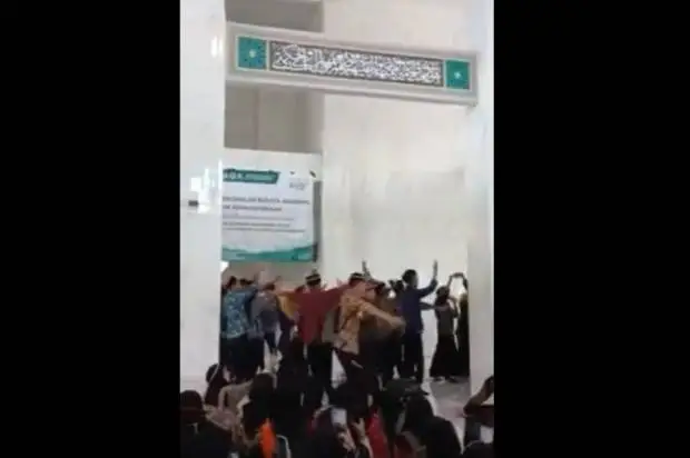 Heboh Video Mahasiswa...