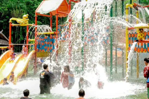 Bugis Waterpark Adventure...