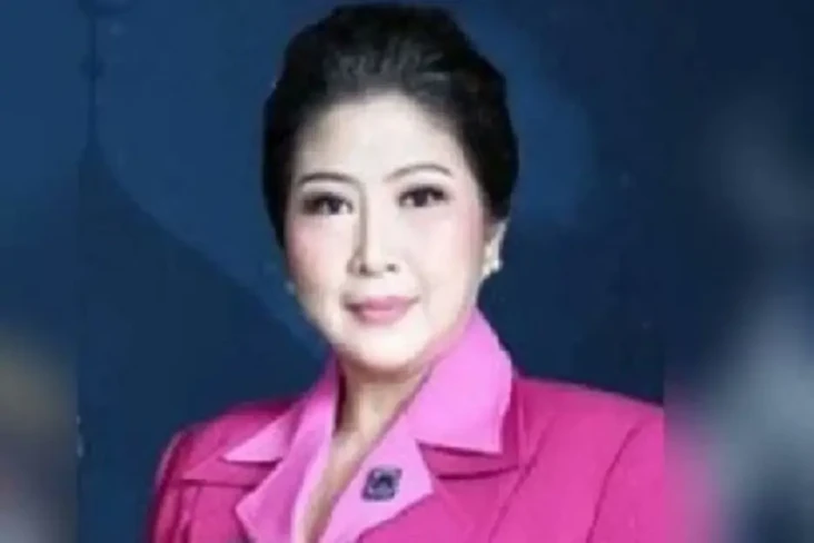 Putri Candrawathi Tak...