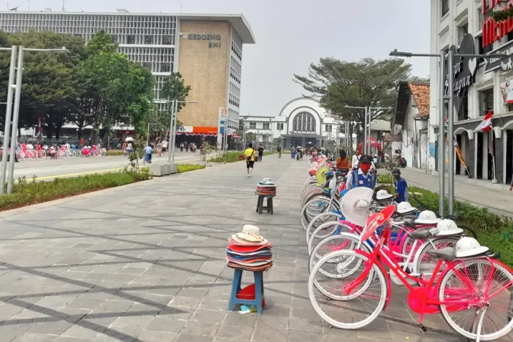 Wajah Baru Kota Tua,...