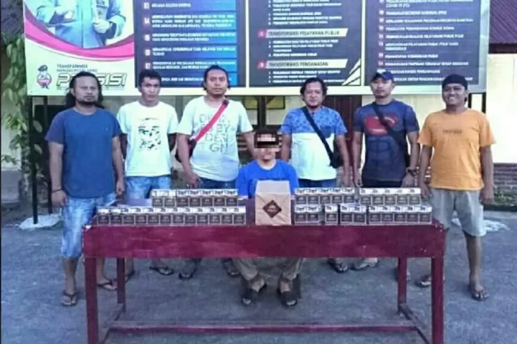 Karyawan Perusahaan...